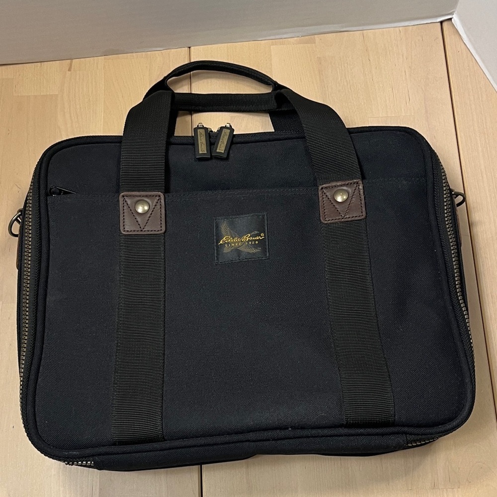 Y2K Eddie Bauer Black Nylon Laptop Case Brass & Leather Trim - No Shoulder Strap